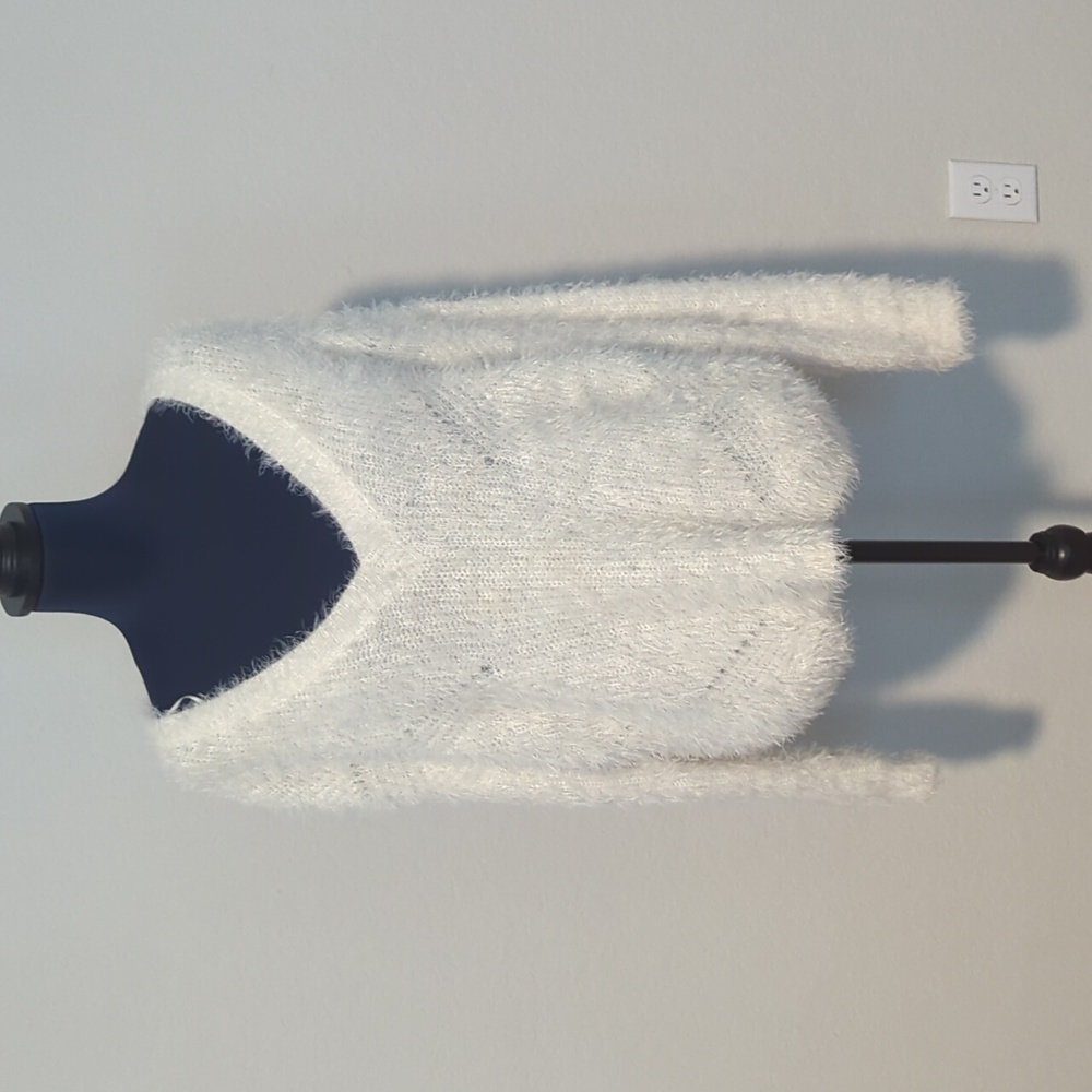 Fuzzy oversized sweater in cream